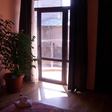 Kakadu Hotell 3*